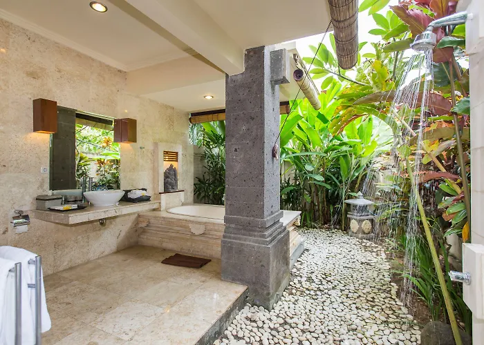 Lidwina By Nagisa Bali Villa